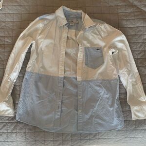 Vineyard Vines ladies Oxford/button up